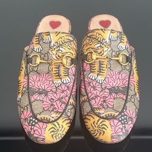 Gucci GG Supreme Monogram Bengel womens princeton slippers